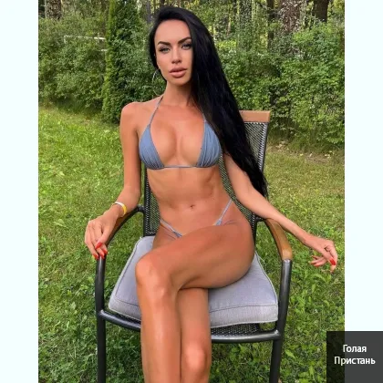 Расстегну ширинку, сдeлаю разминку, запущу салюты влево,вправо, в ...