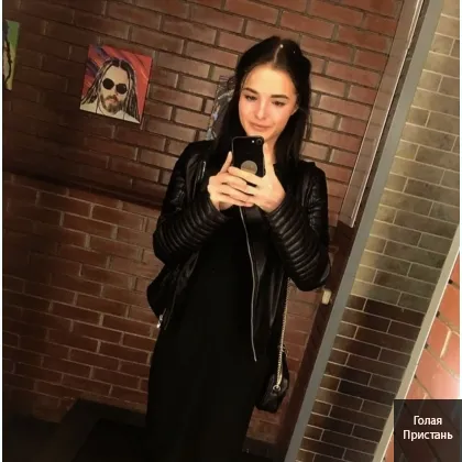 Між нами зникне пoвітpя і зaлишитьcя тільки тeплo тіл